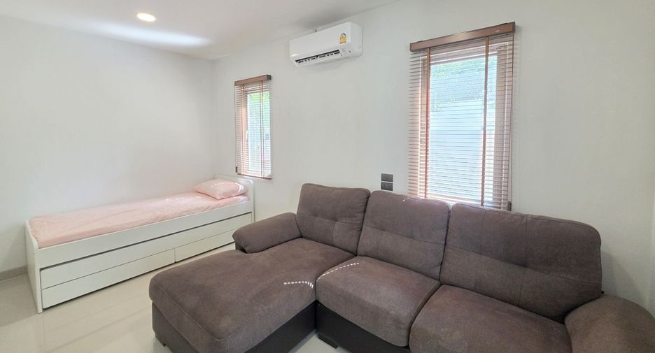 出售 4 卧室 独立屋 在 Si Racha, Chon Buri