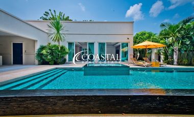 For rent and for sale 3 bedrooms house in Bang Lamung, Chonburi