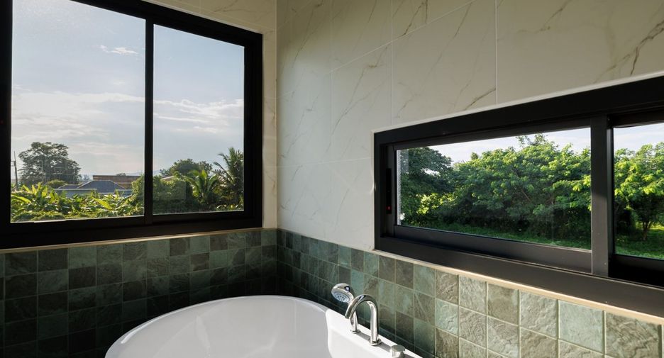 Villa zum Kauf mit 4 Zimmer in Mueang Chiang Mai, Chiang Mai