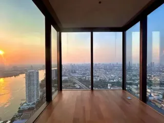 For sale 3 bedrooms condo in Bang Kho Laem, Bangkok
