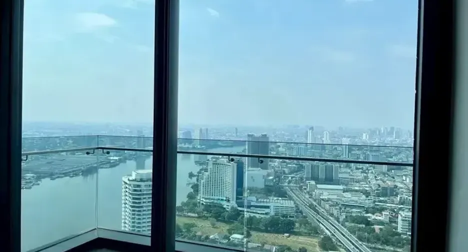 Condo en venta de 3 habitaciones en Bang Kho Laem, Bangkok