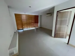 出售 5 卧室 独立屋 在 Suan Luang, 曼谷