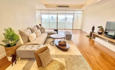 For sale 4 bedrooms condo in Watthana, Bangkok