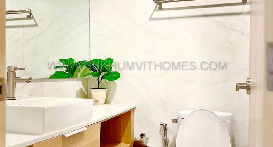 For sale 4 bedrooms condo in Watthana, Bangkok