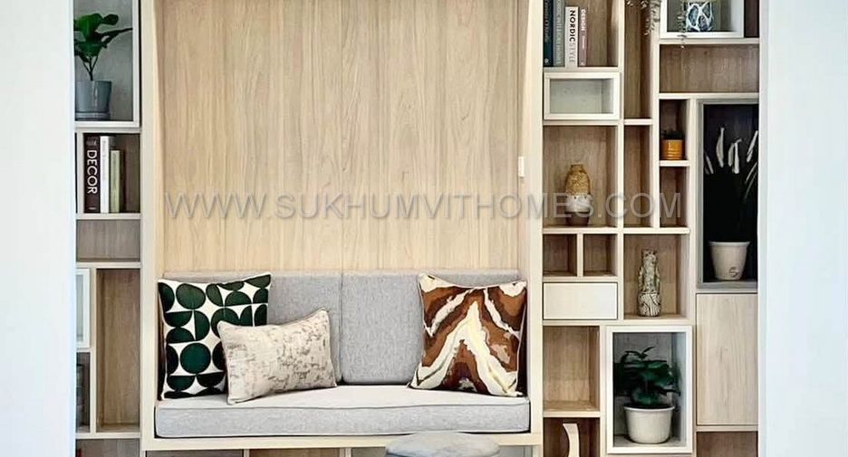 For sale 4 bedrooms condo in Watthana, Bangkok