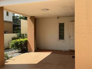 For sale 3 bedrooms house in Ban Pho, Chachoengsao
