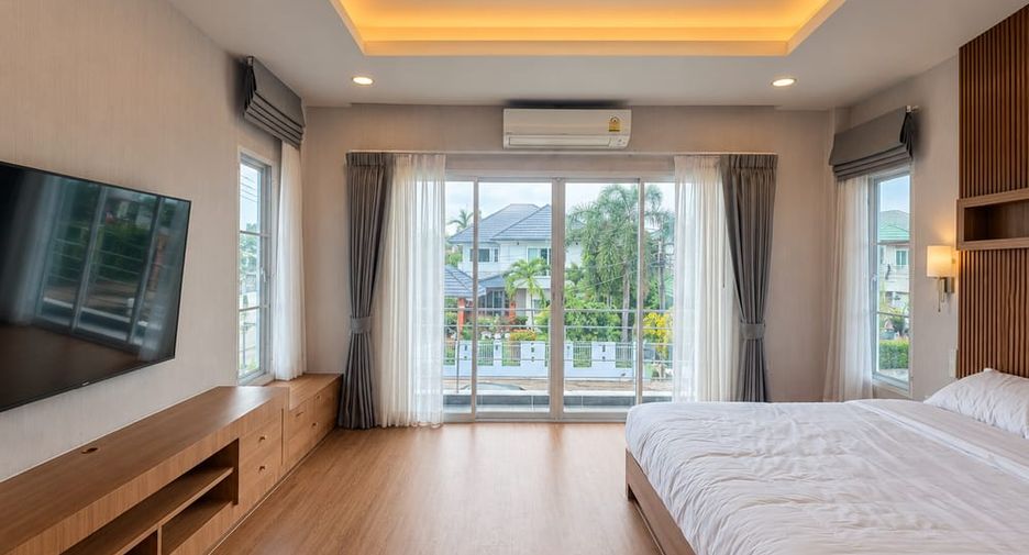 出租 4 卧室 别墅 在 Bang Lamung, Chon Buri