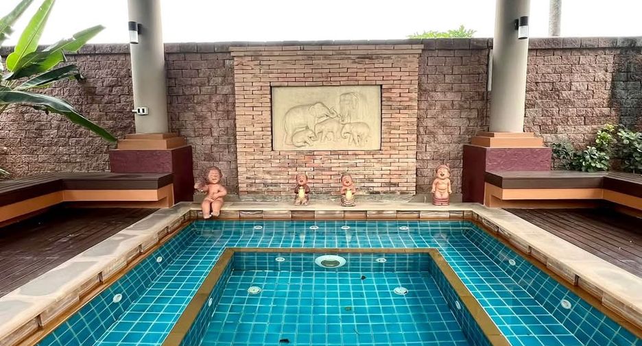 Casa en alquiler de 3 habitaciones en San Kamphaeng, Chiang Mai
