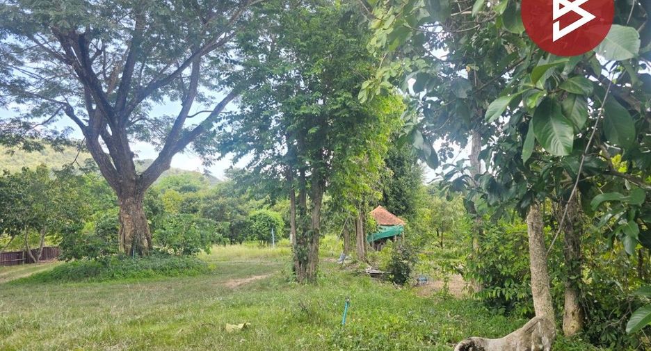 À vendre terrain à Nong Ya Plong, Phetchaburi