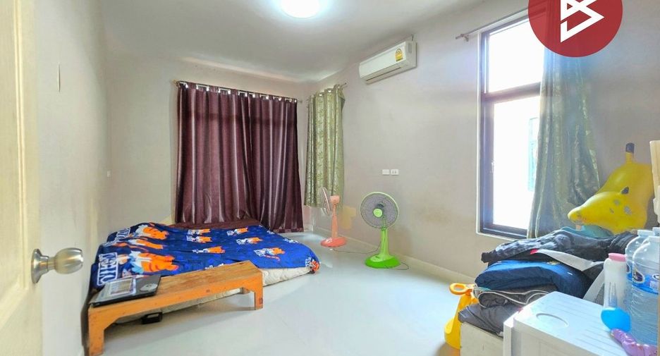 Casa en venta de 4 habitaciones en Phra Samut Chedi, Samut Prakan