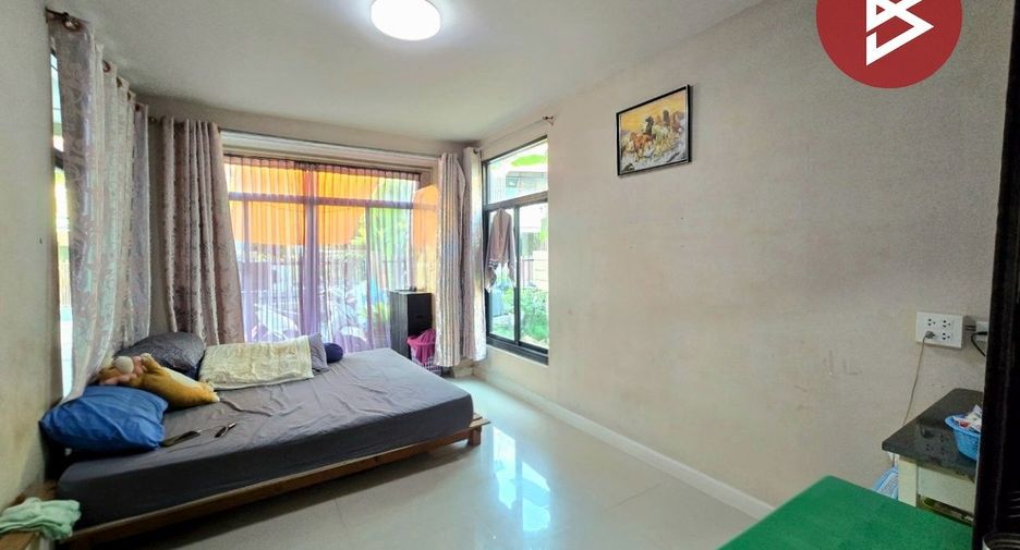 Casa en venta de 4 habitaciones en Phra Samut Chedi, Samut Prakan
