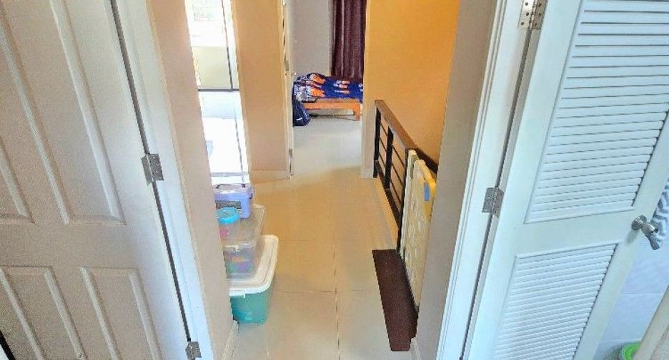 Casa en venta de 4 habitaciones en Phra Samut Chedi, Samut Prakan