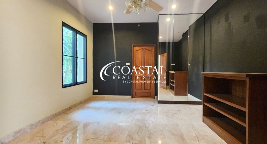 For sale 6 bedrooms house in Bang Lamung, Chonburi