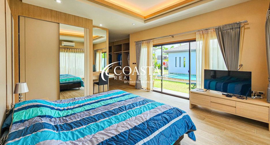For sale 3 bedrooms house in Huay Yai, Pattaya