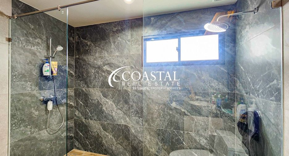 For sale 3 bedrooms house in Huay Yai, Pattaya