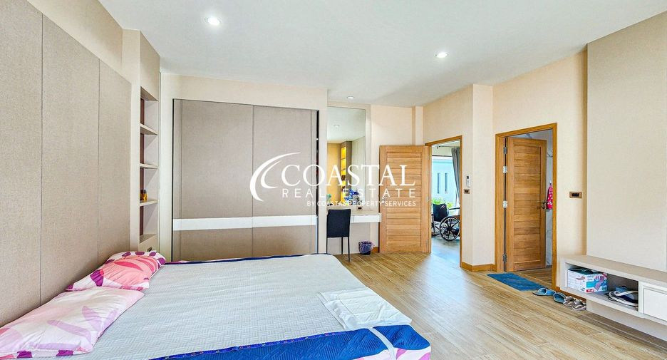 For sale 3 bedrooms house in Huay Yai, Pattaya