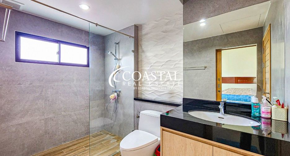 For sale 3 bedrooms house in Huay Yai, Pattaya