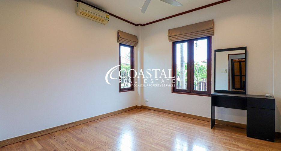 For rent and for sale 3 bedrooms house in Bang Saray, Pattaya