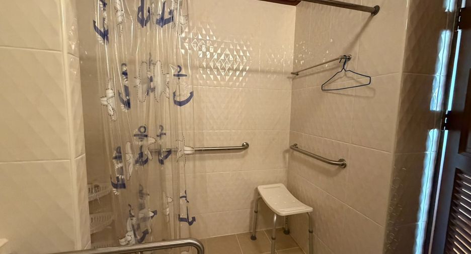 For sale 3 bedrooms condo in Bang Lamung, Chonburi