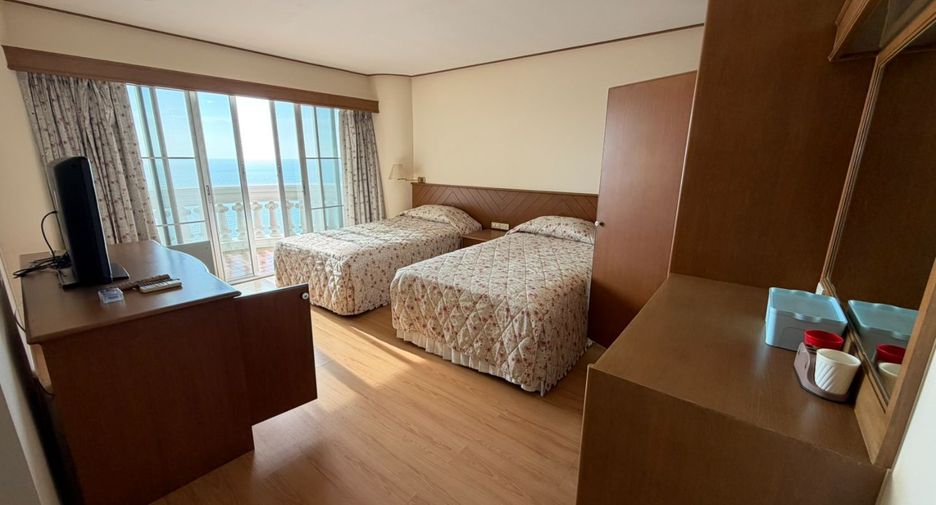 For sale 3 bedrooms condo in Bang Lamung, Chonburi