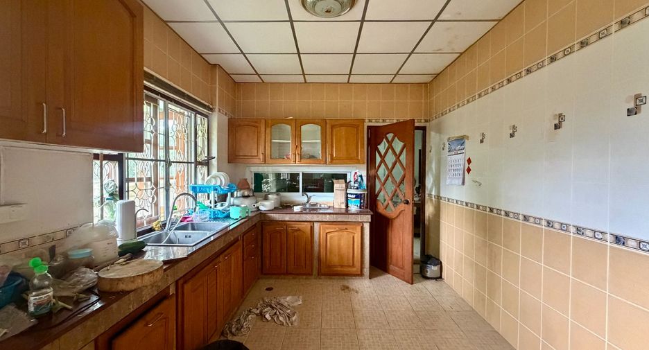 Продажа склад в Тхащи Щаттхана, Бангкок