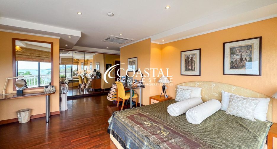 For sale 3 bedrooms condo in Bang Lamung, Chonburi