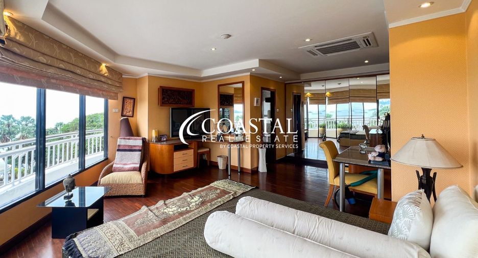 For sale 3 bedrooms condo in Bang Lamung, Chonburi