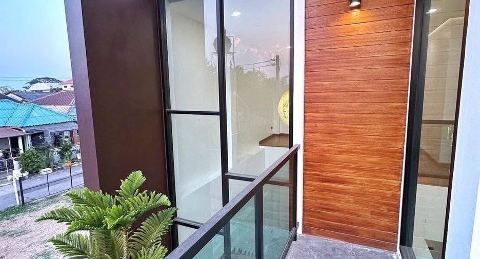 À vendre 3 chambres maison à San Sai, Chiang Mai