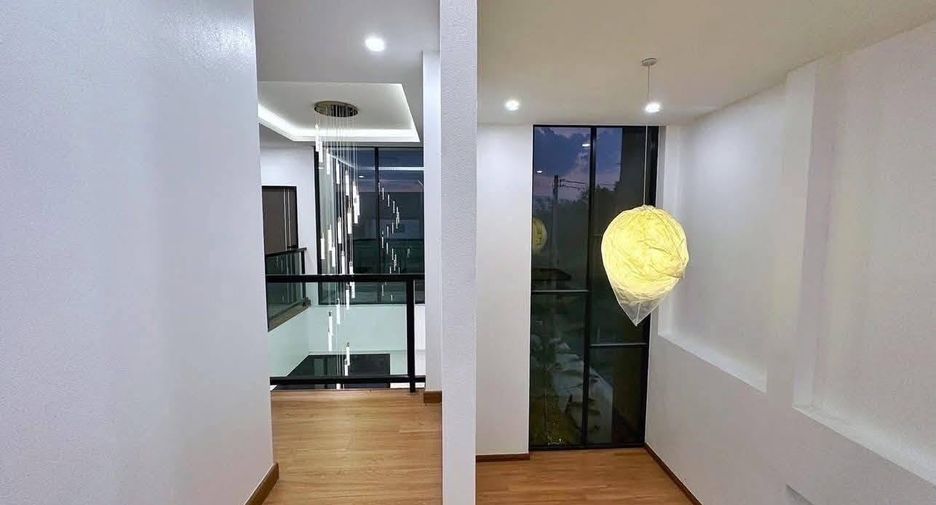 À vendre 3 chambres maison à San Sai, Chiang Mai