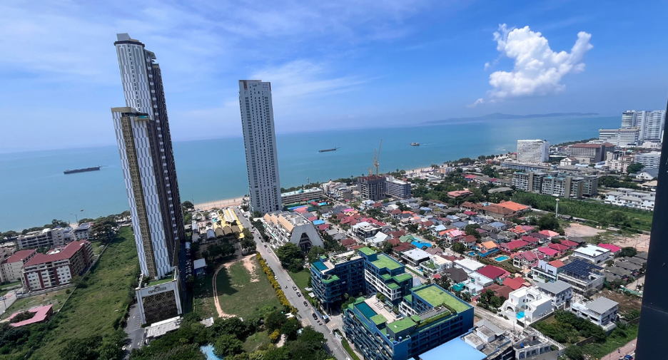 À vendre 2 chambres condo à Jomtien, Pattaya
