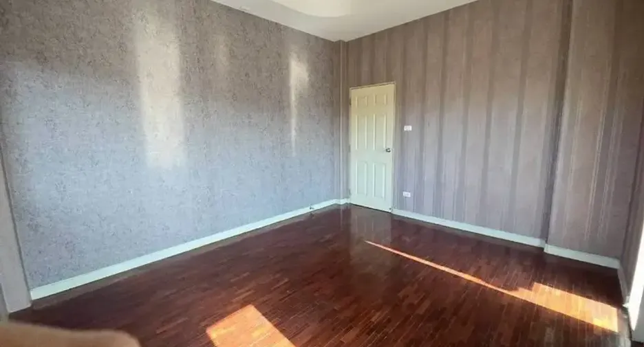 出售 6 卧室 独立屋 在 Mueang Chiang Mai, Chiang Mai