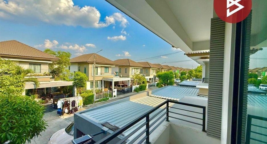 For sale 3 bedrooms house in Khlong Sam Wa, Bangkok