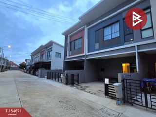 Reihenhaus zum Kauf mit 4 Zimmer in Phra Samut Chedi, Samut Prakan