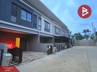 Reihenhaus zum Kauf mit 4 Zimmer in Phra Samut Chedi, Samut Prakan