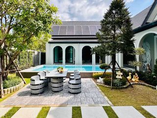 For sale 5 bedrooms house in Bang Lamung, Chonburi
