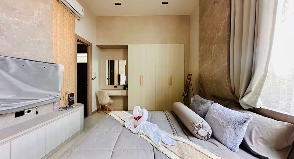 For sale 5 bedrooms house in Bang Lamung, Chonburi