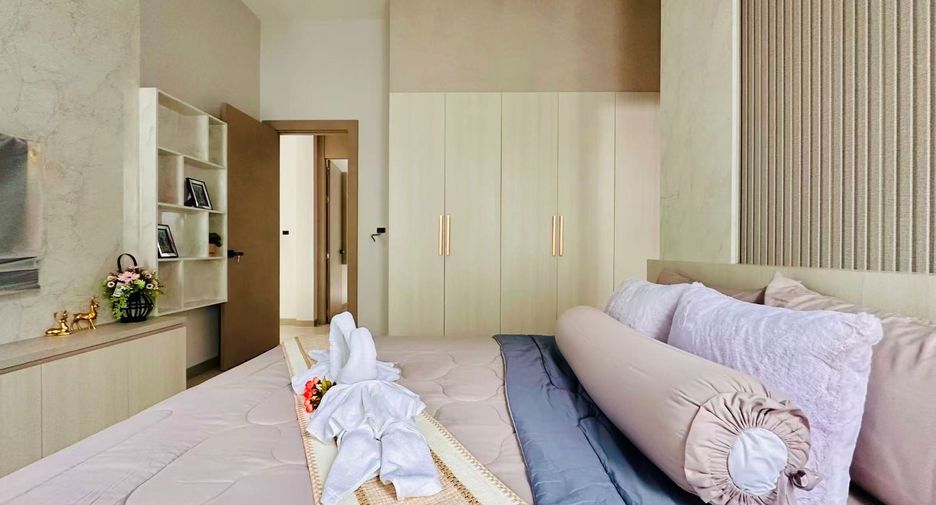 For sale 5 bedrooms house in Bang Lamung, Chonburi