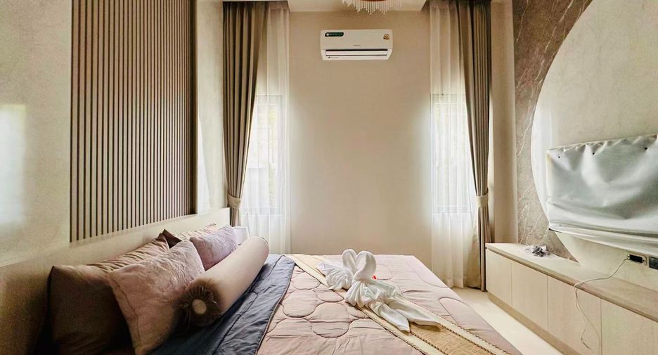 For sale 5 bedrooms house in Bang Lamung, Chonburi