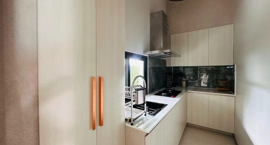 For sale 5 bedrooms house in Bang Lamung, Chonburi