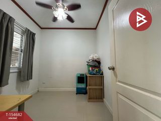 出售 4 卧室 联排别墅 在 Phan Thong, Chon Buri