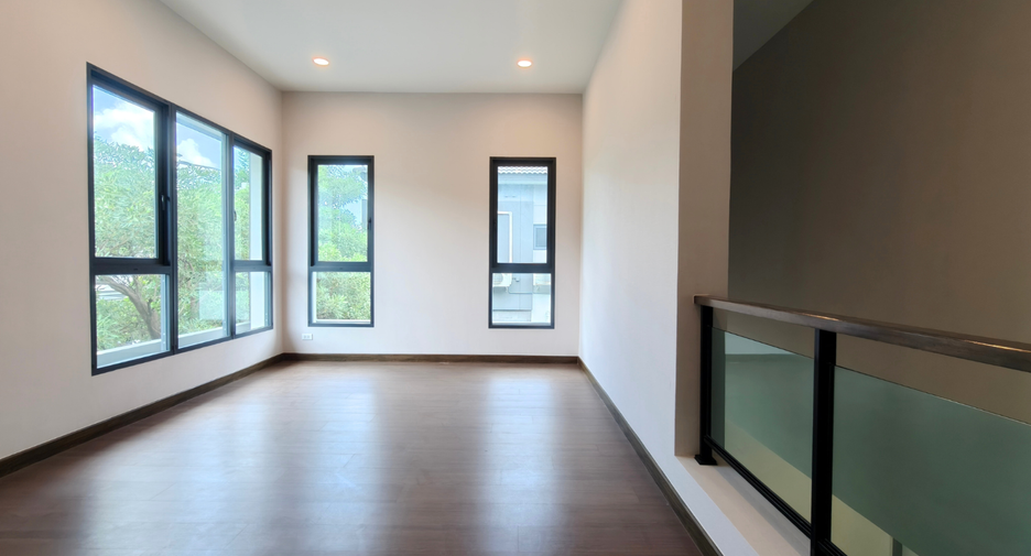 For sale 4 ベッドルーム house in Prawet, Bangkok