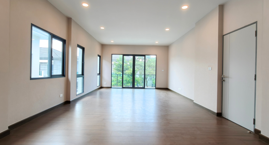 For sale 4 ベッドルーム house in Prawet, Bangkok