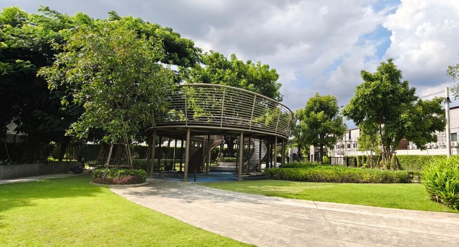 For sale 4 ベッドルーム house in Prawet, Bangkok