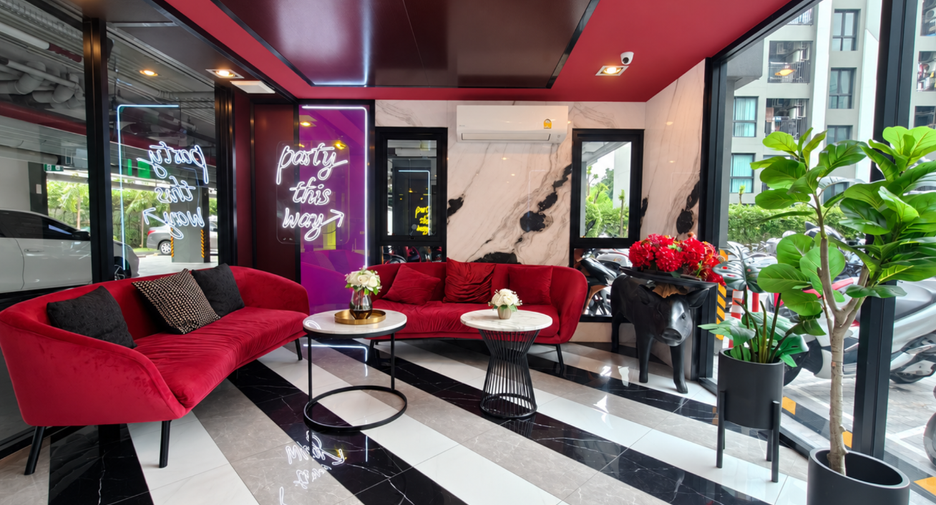 For sale 1 bed condo in Wang Thonglang, Bangkok