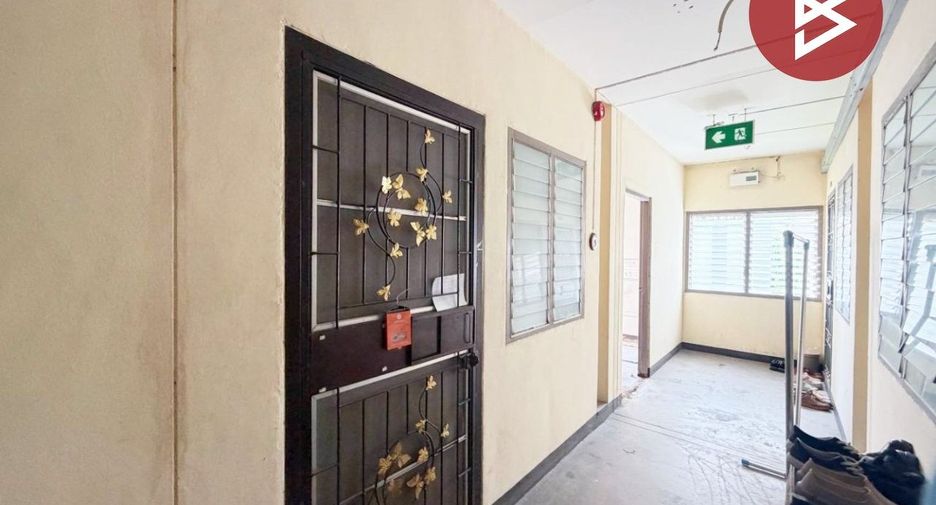 Wohnung zum Kauf mit 1 Zimmer in Bang Sao Thong, Samut Prakan
