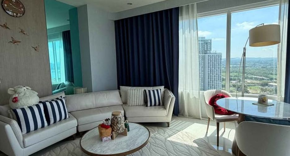 À vendre 2 chambres condo à Na Jomtien, Pattaya