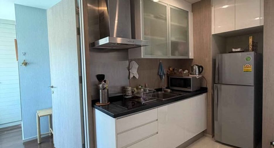 À vendre 2 chambres condo à Na Jomtien, Pattaya