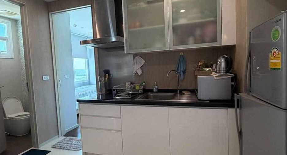 À vendre 2 chambres condo à Na Jomtien, Pattaya