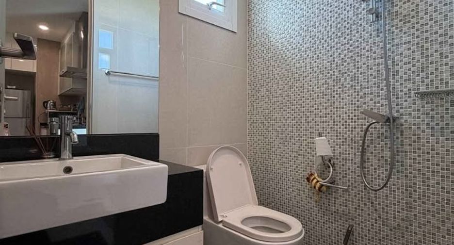 À vendre 2 chambres condo à Na Jomtien, Pattaya
