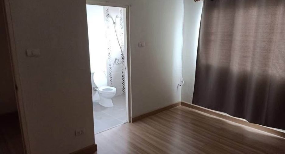 Аренда 2 спальни таунхаус в Банг Ламунг, Чонбури